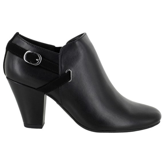 Easy Street - Picture 2 of 5